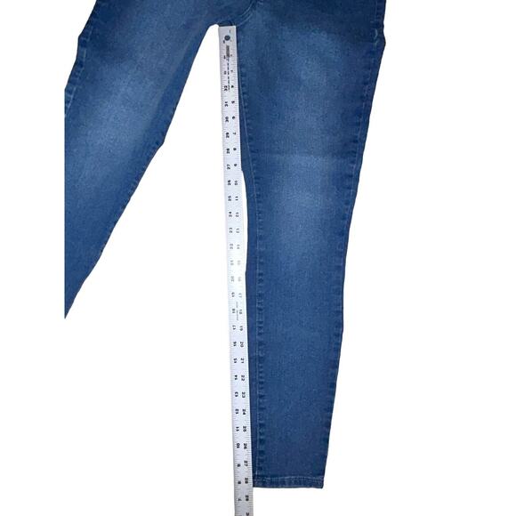 Old Navy Super‎ Skinny Mid Rise Jeans Womens Size 6 Slimming Medium Wash Denim - Picture 5 of 9